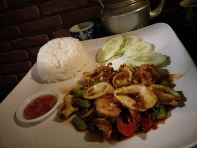 อาหาร หรือ เครื่องดื่ม