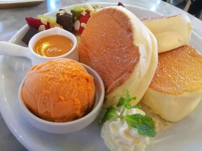 Thai Tea Pancake