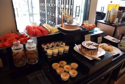 อาหาร หรือ เครื่องดื่ม