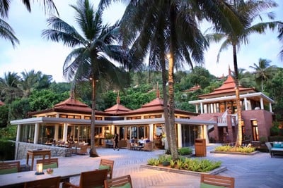 บรรยากาศ The Deck ตรีสรา ภูเก็ตวิลล่า แอนด์ เรซิเดนซ์
