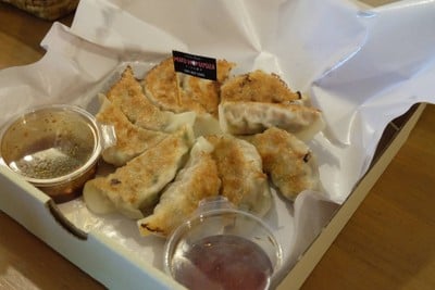 เมนูของร้าน มาขุโนะเกี๊ยวซ่า