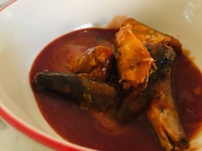 วิธีทำ ยำปลากระป๋องทอดกร๊อบกรอบ วิธีทำ ยำปลากระป๋องทอดกร๊อบกรอบ