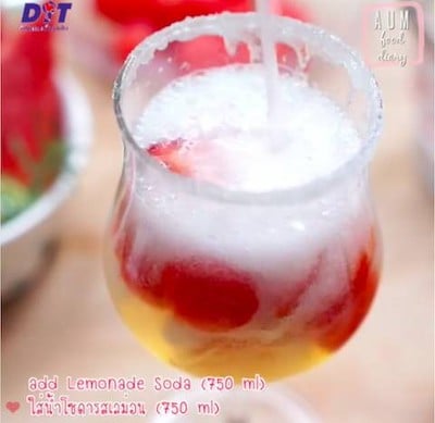 วิธีทำ Strawberry x Watermelon Sangria 🍓🍉 วิธีทำ Strawberry x Watermelon Sangria 🍓🍉