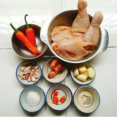 วิธีทำ ไก่ทอดขมิ้น วิธีทำ ไก่ทอดขมิ้น