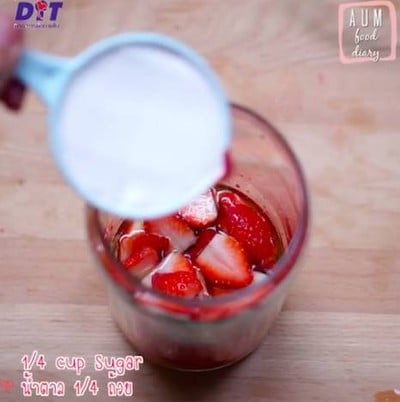 วิธีทำ Strawberry x Watermelon Sangria 🍓🍉 วิธีทำ Strawberry x Watermelon Sangria 🍓🍉