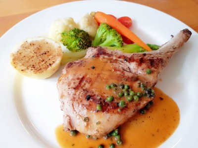 Grilled Kurobuta Steak With Peppercorn Sauce