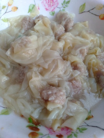 เกี๊ยวหมู กูก็มี