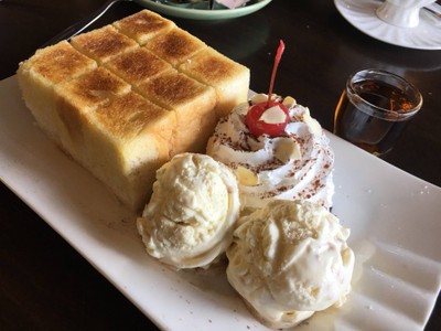 เซนต์ทอรี่ฮันนี่โทส