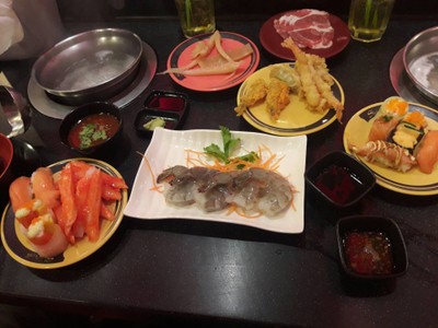 อาหาร หรือ เครื่องดื่ม