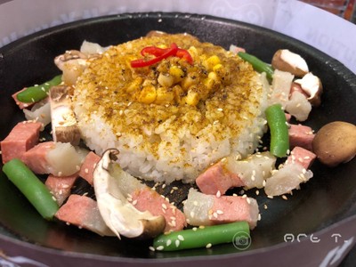 อาหาร หรือ เครื่องดื่ม