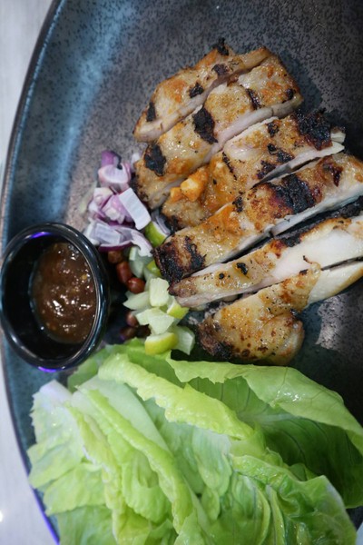 ไก่ย่างทรงเครื่อง