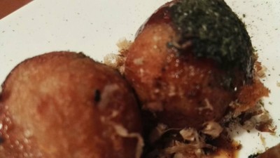 กลมๆ กรอบนอก กัดแล้วดึ๋งๆ หมึกเป็นชิ้น