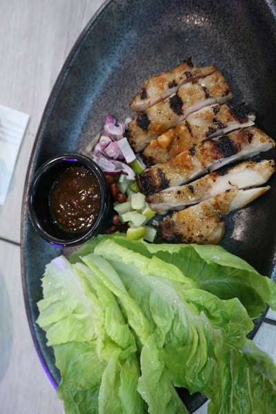 ไก่ย่างทรงเครื่อง