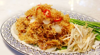 หมี่กรอบทรงเครื่อง