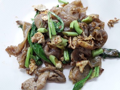 ผัดซีอิ๊วหมู