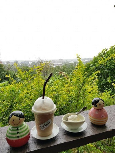 บ้านสวนกาแฟเขาโต๊ะแซะ