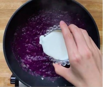 วิธีทำ ซุปมันม่วงเข้มข้น วิธีทำ ซุปมันม่วงเข้มข้น