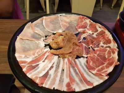 ชุดหมู