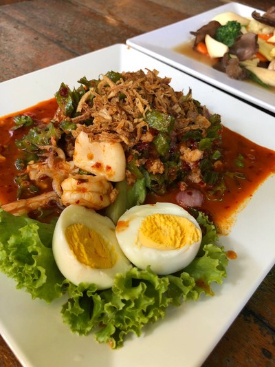 ยำถั่วพลู