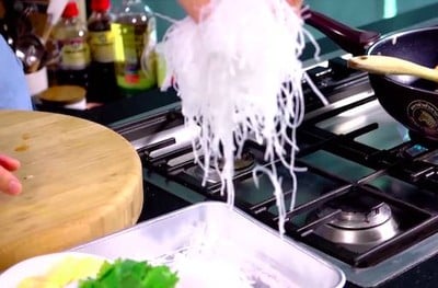 วิธีทำ สุกี้แห้ง