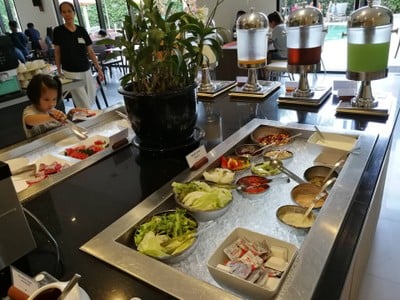 อาหาร หรือ เครื่องดื่ม