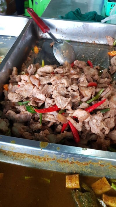 หมูผัดกะปิ