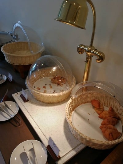 อาหาร หรือ เครื่องดื่ม