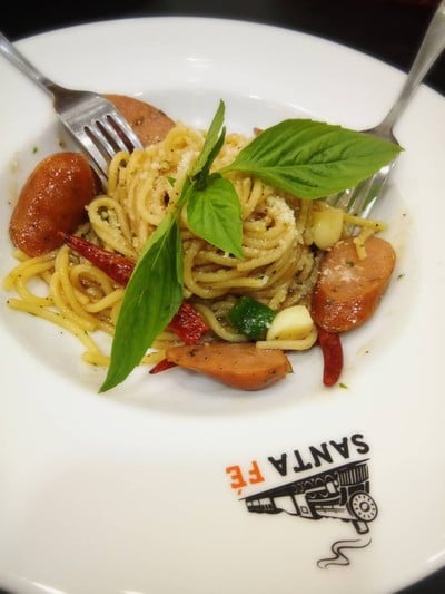 สปาเกตตี้ขี้เมาไส้กรอก