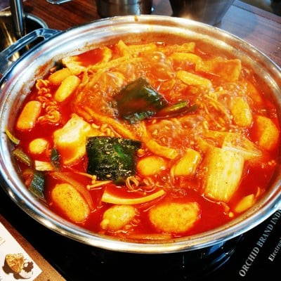 Dookki Topokki (ดุ๊กกี้ ต๊อกป๊อกกิ) เอสพละนาด รัชดา Dookki Topokki (ดุ๊กกี้ ต๊อกป๊อกกิ) เอสพละนาด รัชดา