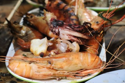 พุงปลิ้นบุฟเฟ่ต์ชาบู&หมูกะทะ พุงปลิ้นบุฟเฟ่ต์ชาบู&หมูกะทะ