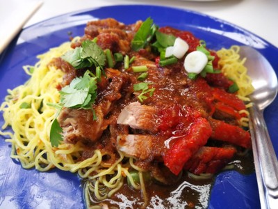 บะหมี่เป็ดหมูกรอบ