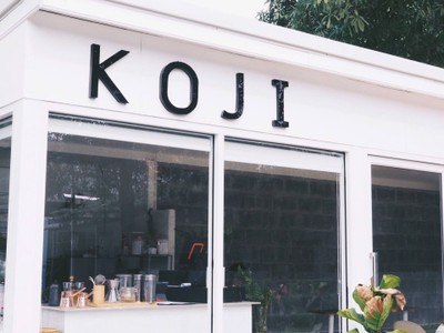 หน้าร้าน KOJI Cafe & Dessert