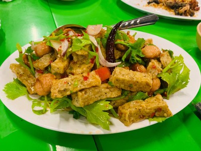 ยำสามกรอบ