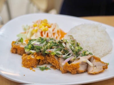Chester's Grill (เชสเตอร์กริลล์) กาดสวนแก้ว Chester's Grill (เชสเตอร์กริลล์) กาดสวนแก้ว