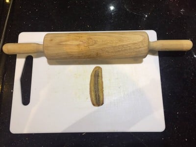 วิธีทำ กล้วยตากม้วนเสียบไม้ (ไม่เลอะมือ)