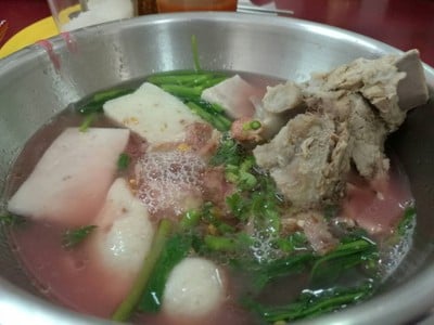 อาหาร หรือ เครื่องดื่ม