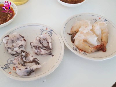 อาหาร หรือ เครื่องดื่ม