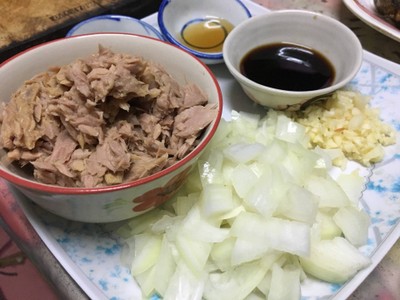วิธีทำ ข้าวผัดทูน่าหอมใหญ่ วิธีทำ ข้าวผัดทูน่าหอมใหญ่
