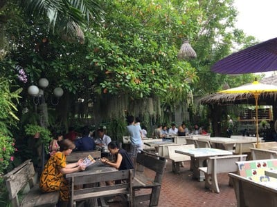 ขนาบน้ำสุพรรณบุรี -