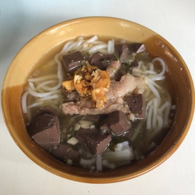 ขนมจีนน้ำหมู