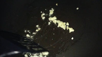 วิธีทำ ผัดมักกะโรนี [Stir Fried Macaroni with Pork]🍝