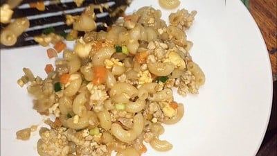 วิธีทำ ผัดมักกะโรนี [Stir Fried Macaroni with Pork]🍝