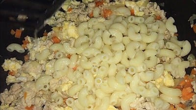 วิธีทำ ผัดมักกะโรนี [Stir Fried Macaroni with Pork]🍝