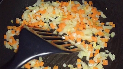 วิธีทำ ผัดมักกะโรนี [Stir Fried Macaroni with Pork]🍝