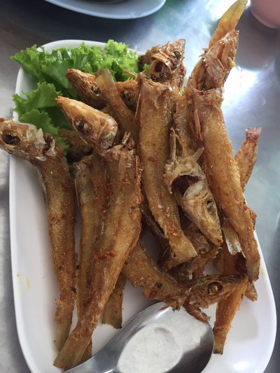 ปลาทรายทอดขมิ้น