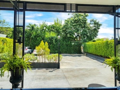 บริเวณโดยรอบ