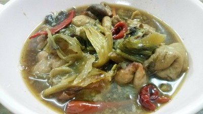 ไส้หมูต้มเค็มผักกาดดอง