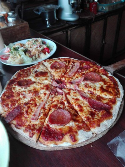 อาหาร หรือ เครื่องดื่ม