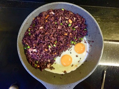 วิธีทำ ข้าวผัดแหนม ไรเบอรี่ วิธีทำ ข้าวผัดแหนม ไรเบอรี่