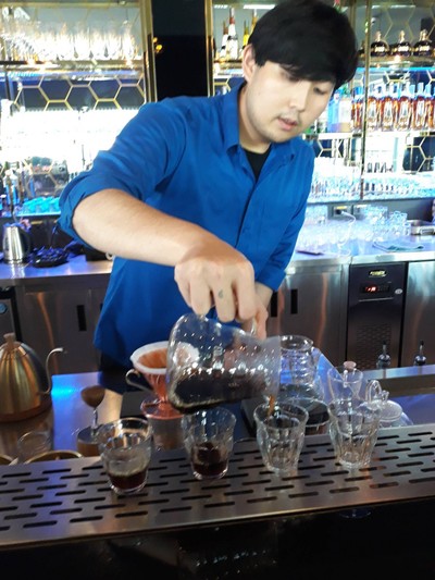 อาหาร หรือ เครื่องดื่ม